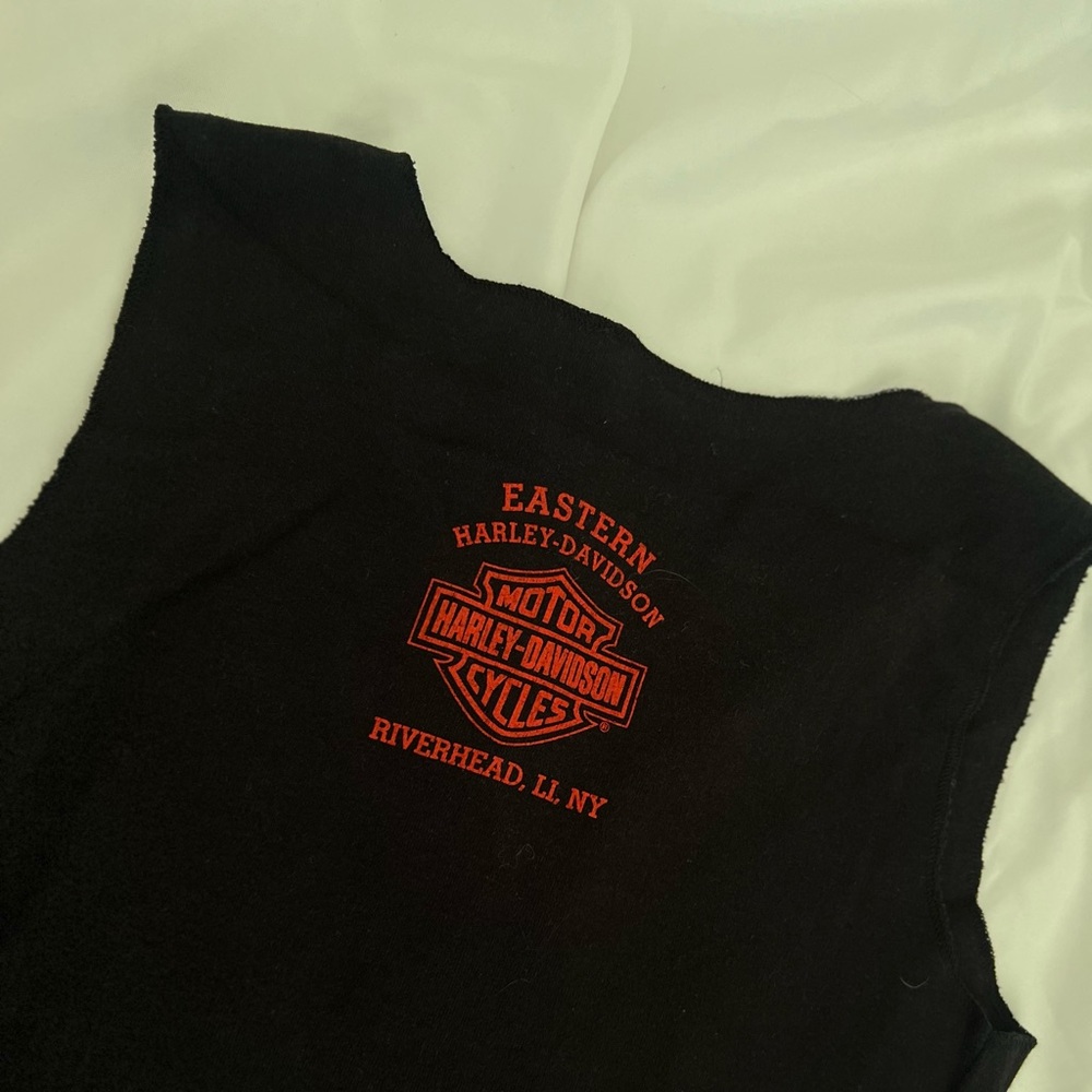 Harley’s muscle tee
